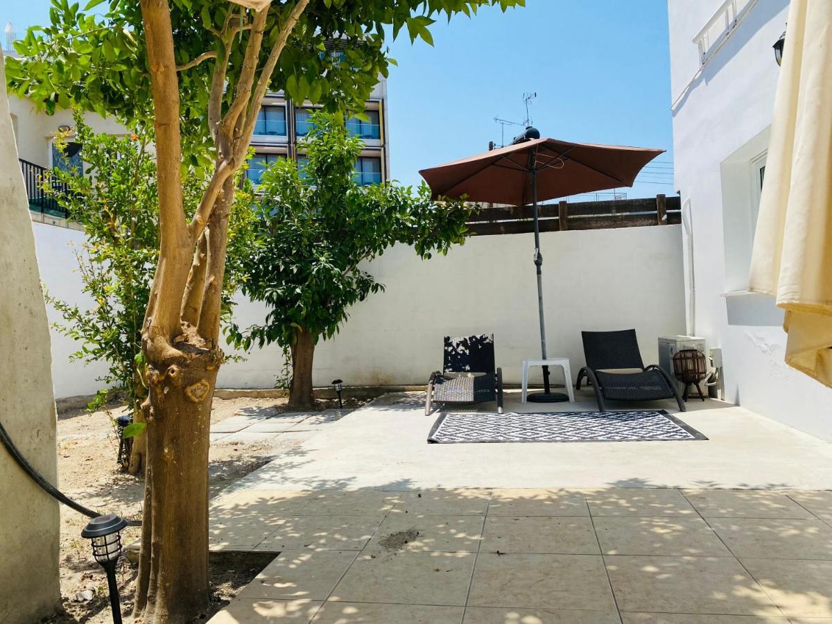 Serena'S 2-Br Apartment In Ларнака Экстерьер фото